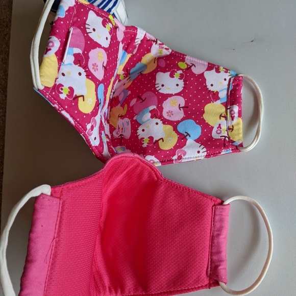 Hello Kitty Design, two 3 layers adult Face Masks - Picture 2 of 8
